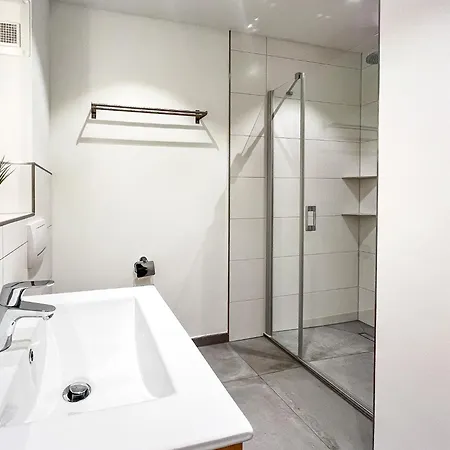 Fritz-reuter-weg 2 11 *